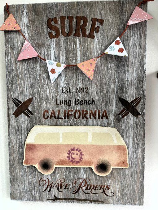 Pochoir Surf Camp